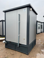 Sanitärcontainer 2,00 x 2,00 m mit Dusch- und WC-Spülkasten