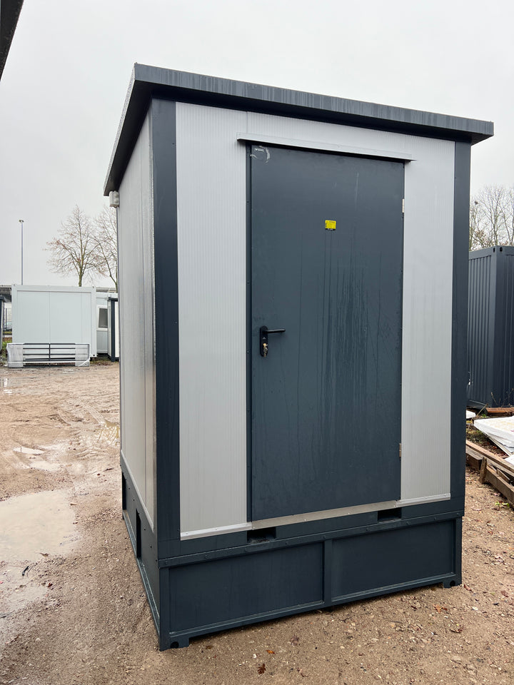 Sanitärcontainer 2,00 x 2,00 m mit Dusch- und WC-Spülkasten